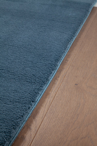 Tappeto Sky Blue Effetto Seta Blu Intenso | Tinta Unita - CarpetLiving