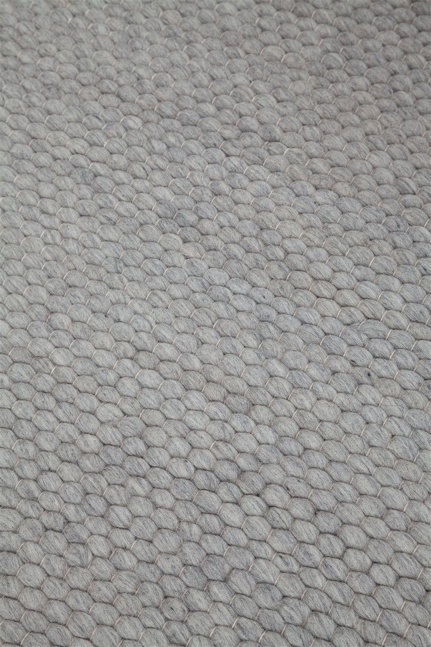 NAIVE SILVER 230X160