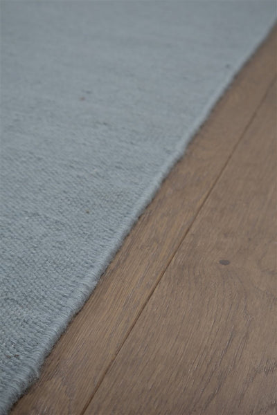 Tappeto Blu Acqua in Lana - Realizzato a Mano - Tinta Unita | Ideale per Soggiorno, Sala da Pranzo, Camera da Letto - CarpetLiving