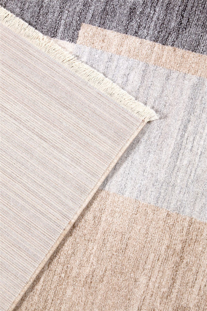 TAORMINA B Modern Rug in Beige and Gray | Contemporary Geometric Style, Ideal for Living Rooms and Dining Rooms