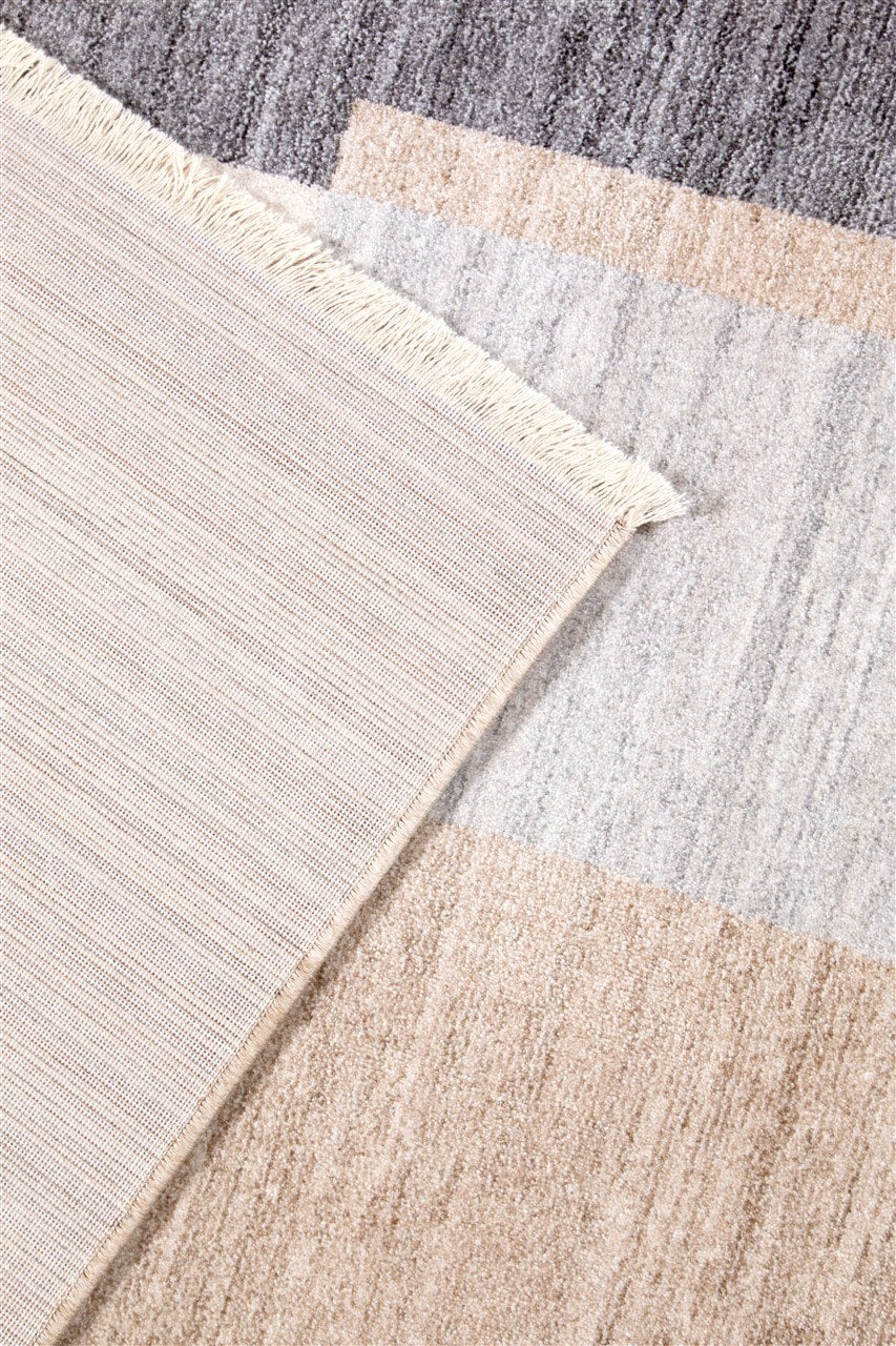 TAORMINA B Modern Rug in Beige and Gray | Contemporary Geometric Style, Ideal for Living Rooms and Dining Rooms