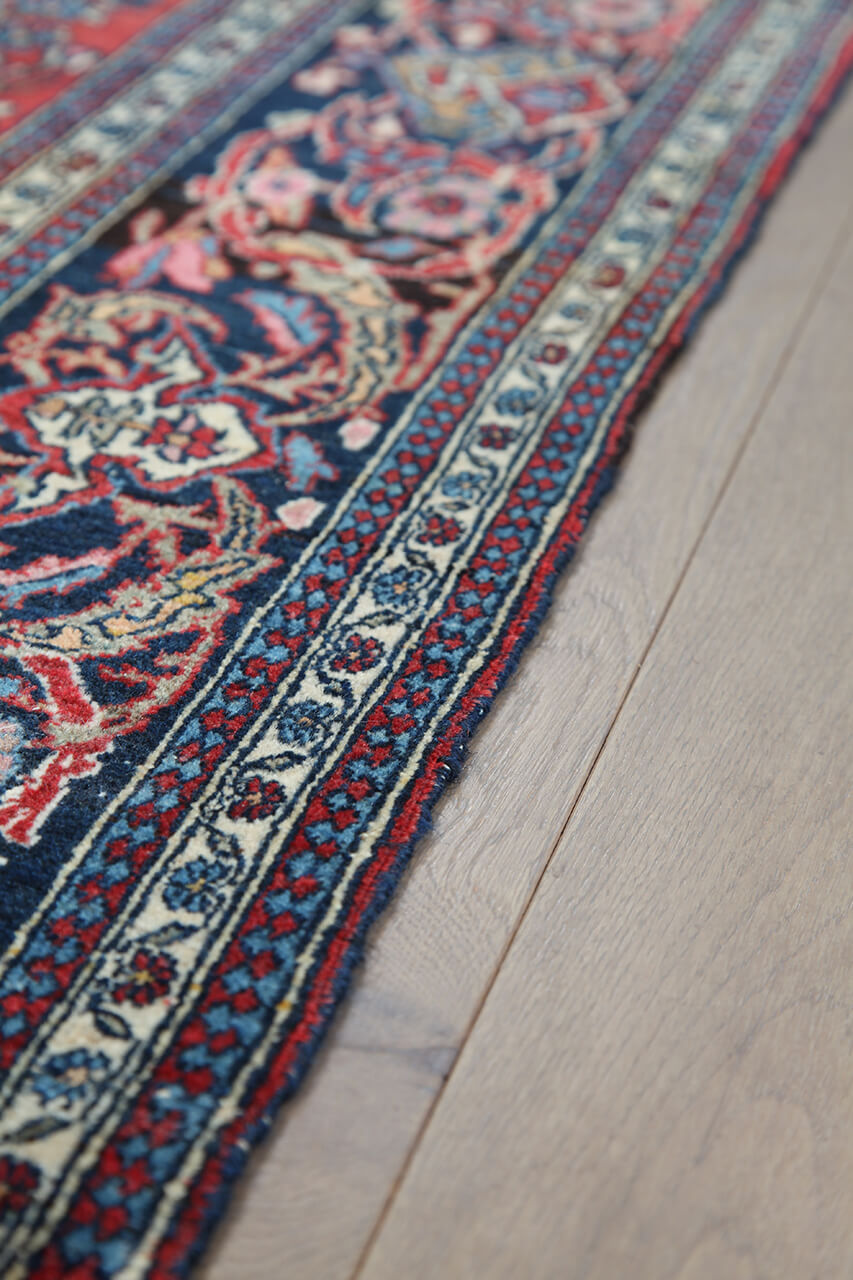 Authentic Antique Persian Isfahan Rug | Hand-Knotted 210x135cm
