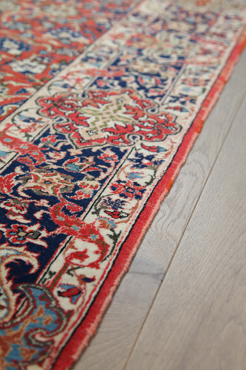 Authentic Antique Persian Isfahan Rug | Hand-Knotted 143x102cm