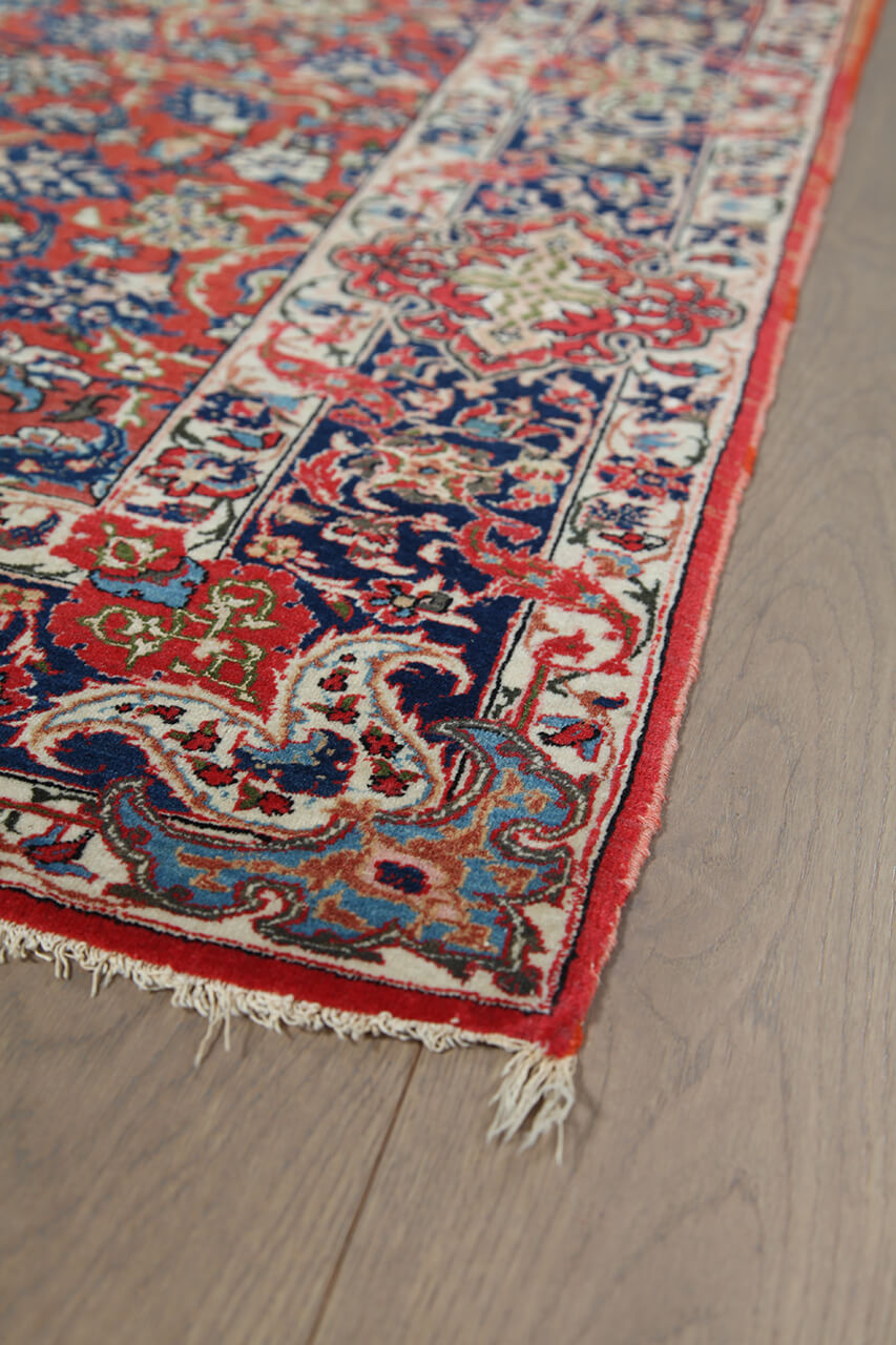 Authentic Antique Persian Isfahan Rug | Hand-Knotted 143x102cm