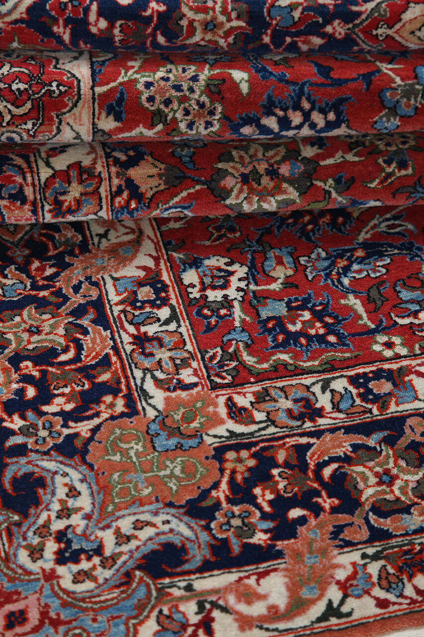 Authentic Antique Persian Isfahan Rug | Hand-Knotted 143x102cm