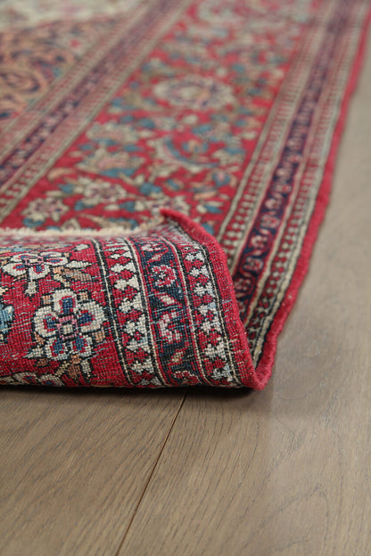 Authentic Antique Persian Isfahan Rug | Hand-Knotted 210x140cm