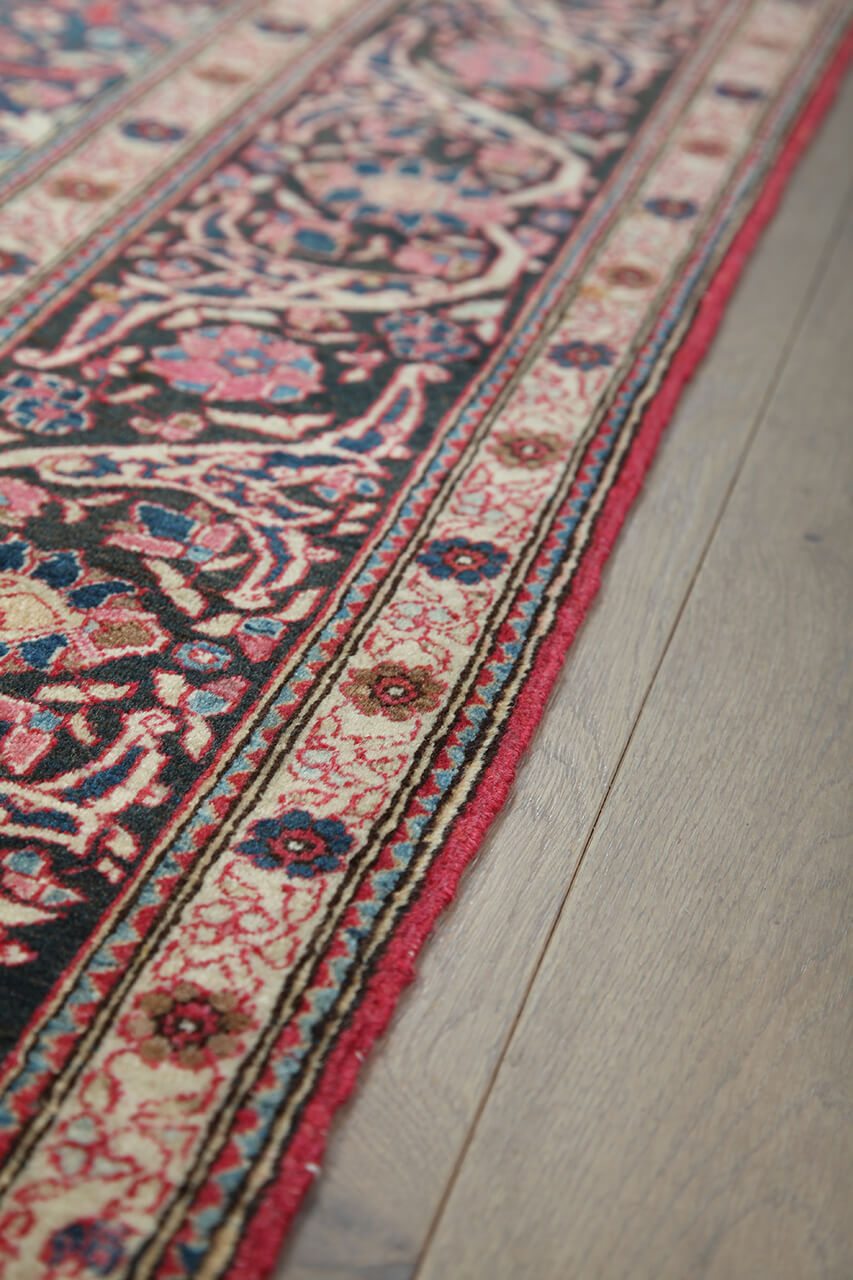 Authentic Antique Persian Isfahan Rug | Hand-Knotted 211x152cm