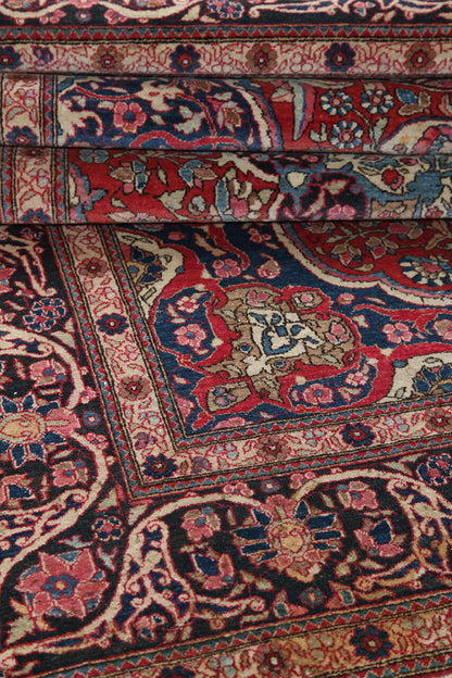 Authentic Antique Persian Isfahan Rug | Hand-Knotted 211x152cm