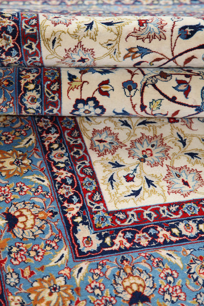 Authentic Antique Persian Isfahan Rug | Hand-Knotted 166x109cm