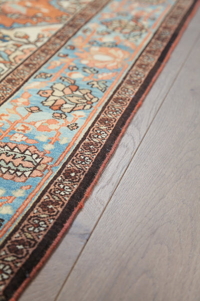 Authentic Antique Persian Farahan Rug | Hand-Knotted 204x130cm
