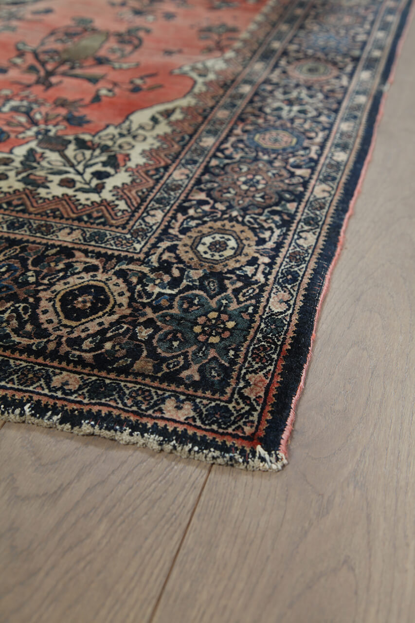 Authentic Antique Persian Farahan Rug | Hand-Knotted 194x127cm