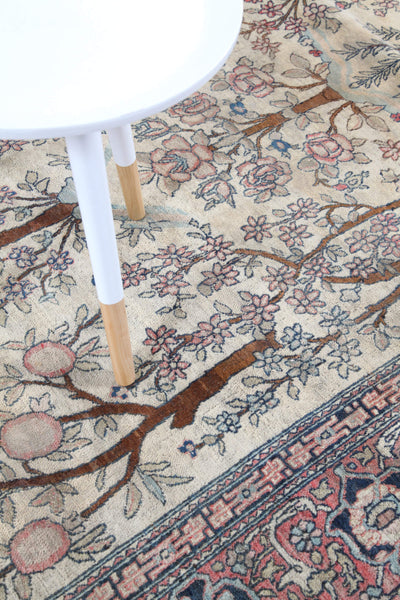 Authentic Antique Persian Isfahan Rug | Hand-Knotted 201x131cm