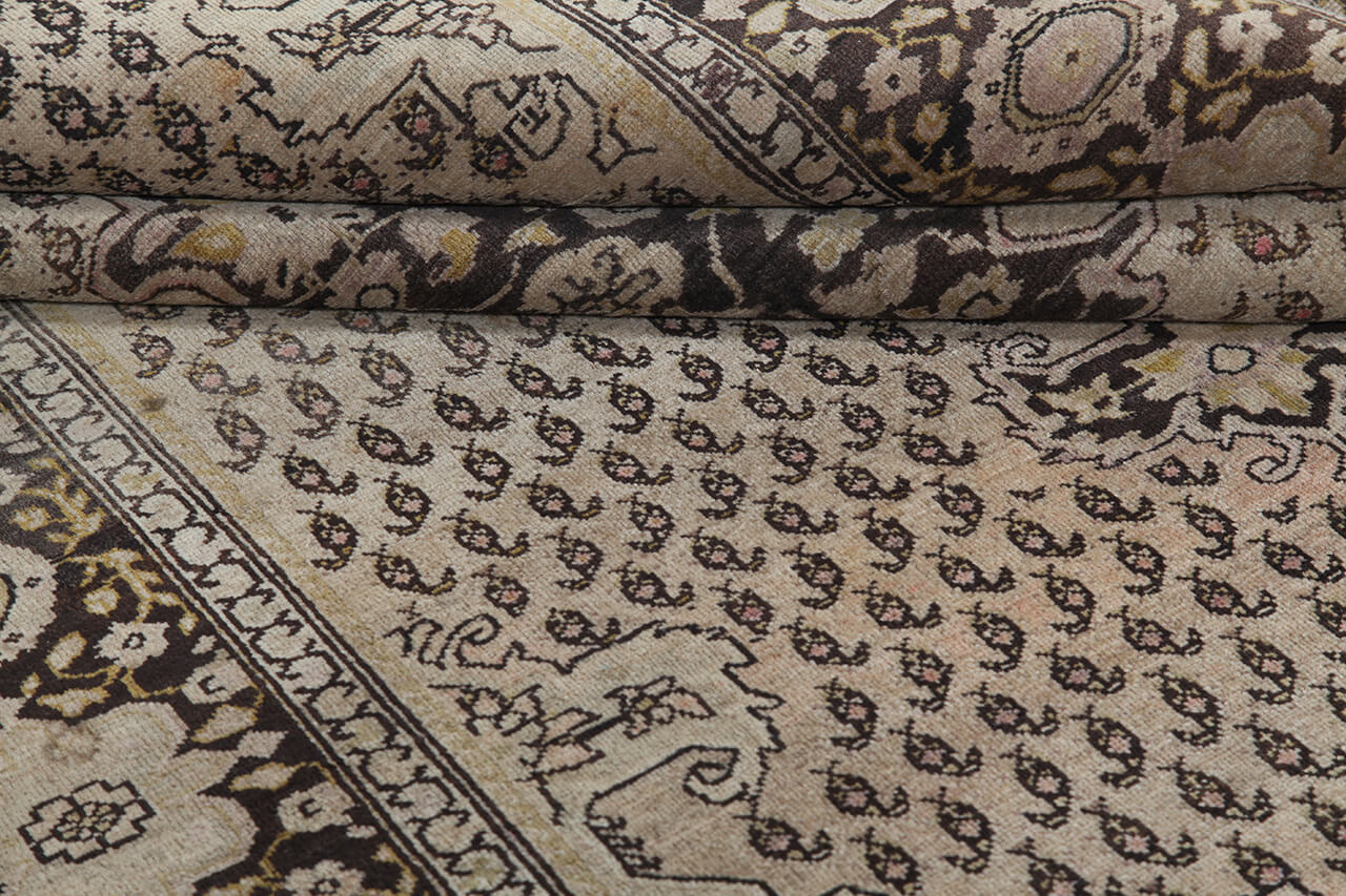 Authentic Antique Persian Farahan Rug | Hand-Knotted 191x119cm