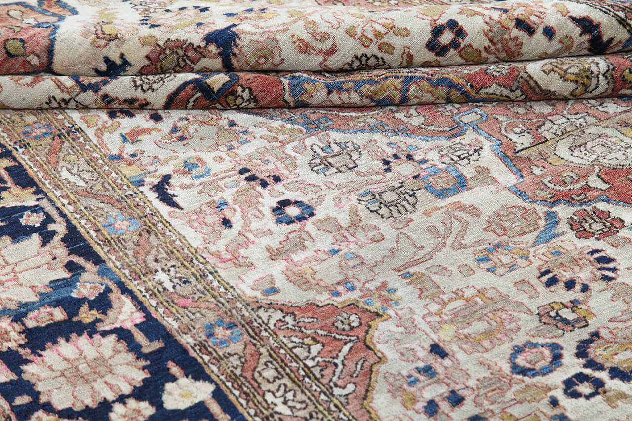 Authentic Antique Persian Isfahan Rug | Hand-Knotted 205x130cm
