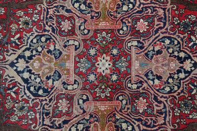 Authentic Antique Persian Isfahan Rug | Hand-Knotted 200x129cm