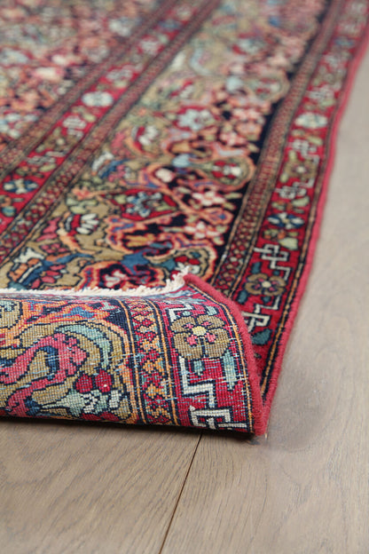 Authentic Antique Persian Isfahan Rug | Hand-Knotted 209x135cm