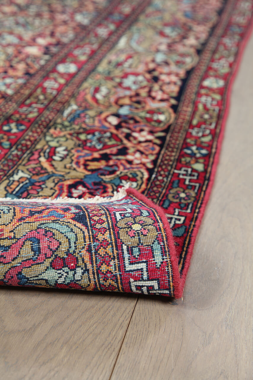 Authentic Antique Persian Isfahan Rug | Hand-Knotted 209x135cm