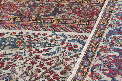 Authentic Antique Persian Isfahan Rug | Hand-Knotted 200x132cm