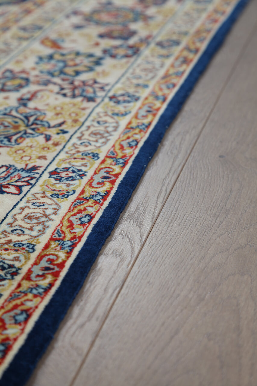 Authentic Antique Persian Isfahan Rug | Hand-Knotted 225x150cm