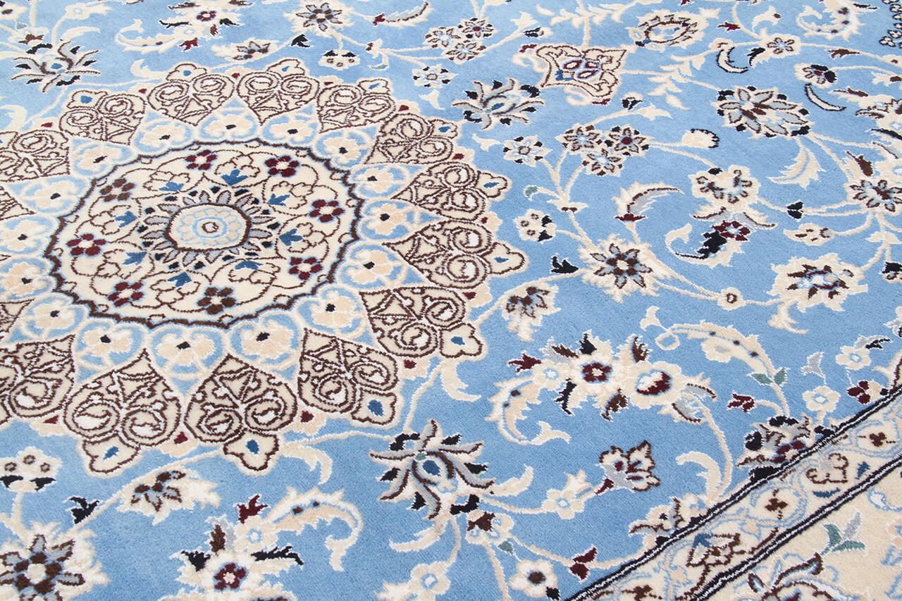 Fine Persian Nain Rug 9La 248_156 cm