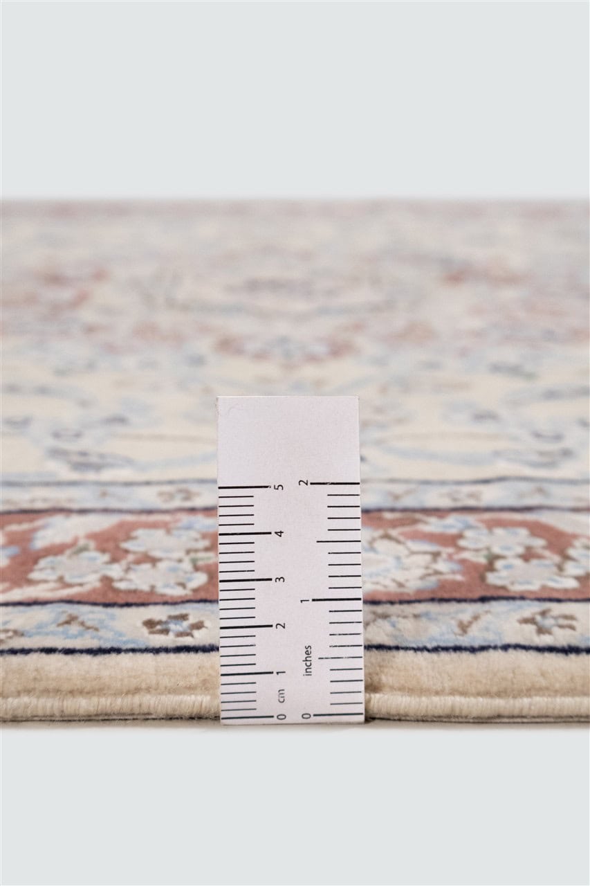 Fine Persian Nain Rug 9La 210_128 cm