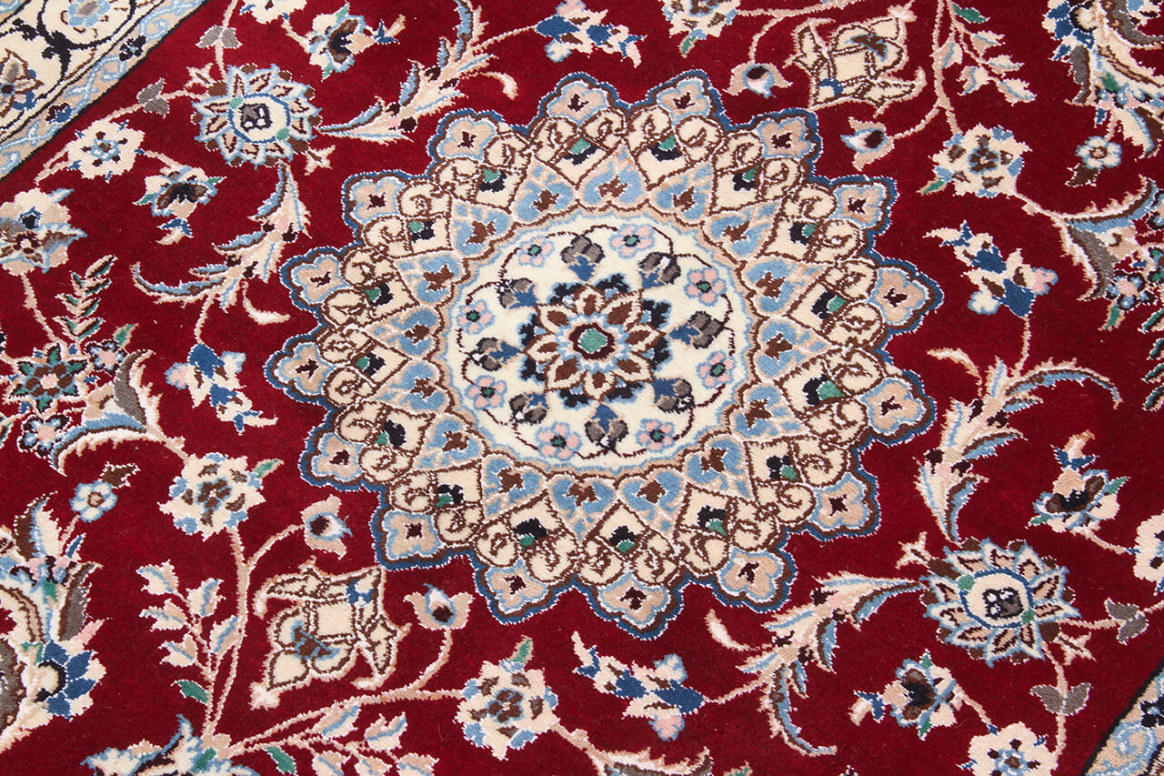 Fine Persian Nain Rug 9La 177_115 cm