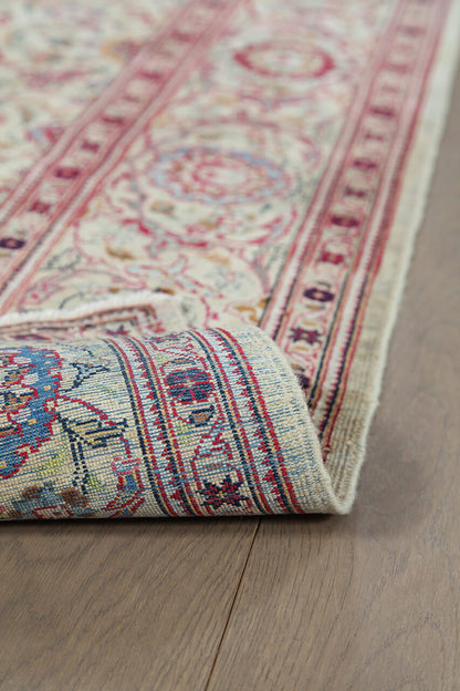 Authentic Antique Persian Isfahan Rug | Hand-Knotted 208x127cm