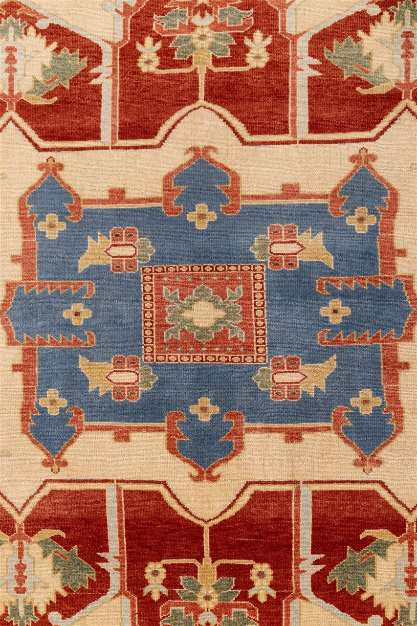 Handmade Serapi Oriental Wool Rug - 323x264cm