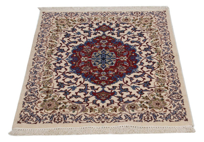 Persian Isfahan Silk & Wool Rug 118_82 cm