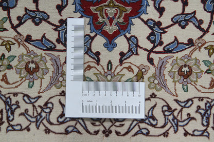 Persian Isfahan Silk & Wool Rug 118_82 cm