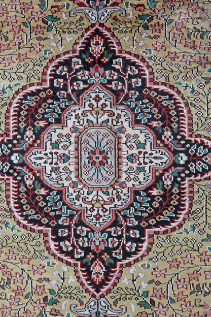 Tappeto Agra in Viscosa  - Effetto Seta - Stile Orientale  312x243cm - CarpetLiving