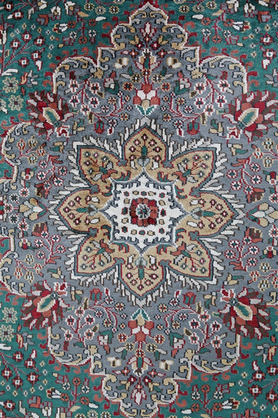Tappeto Agra in Viscosa  - Effetto Seta - Stile Orientale  315x242cm - CarpetLiving