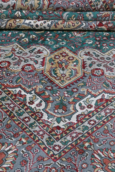 Tappeto Agra in Viscosa  - Effetto Seta - Stile Orientale  315x242cm - CarpetLiving