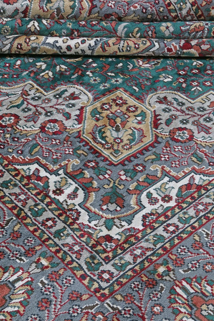 Tappeto Agra in Viscosa  - Effetto Seta - Stile Orientale  315x242cm - CarpetLiving