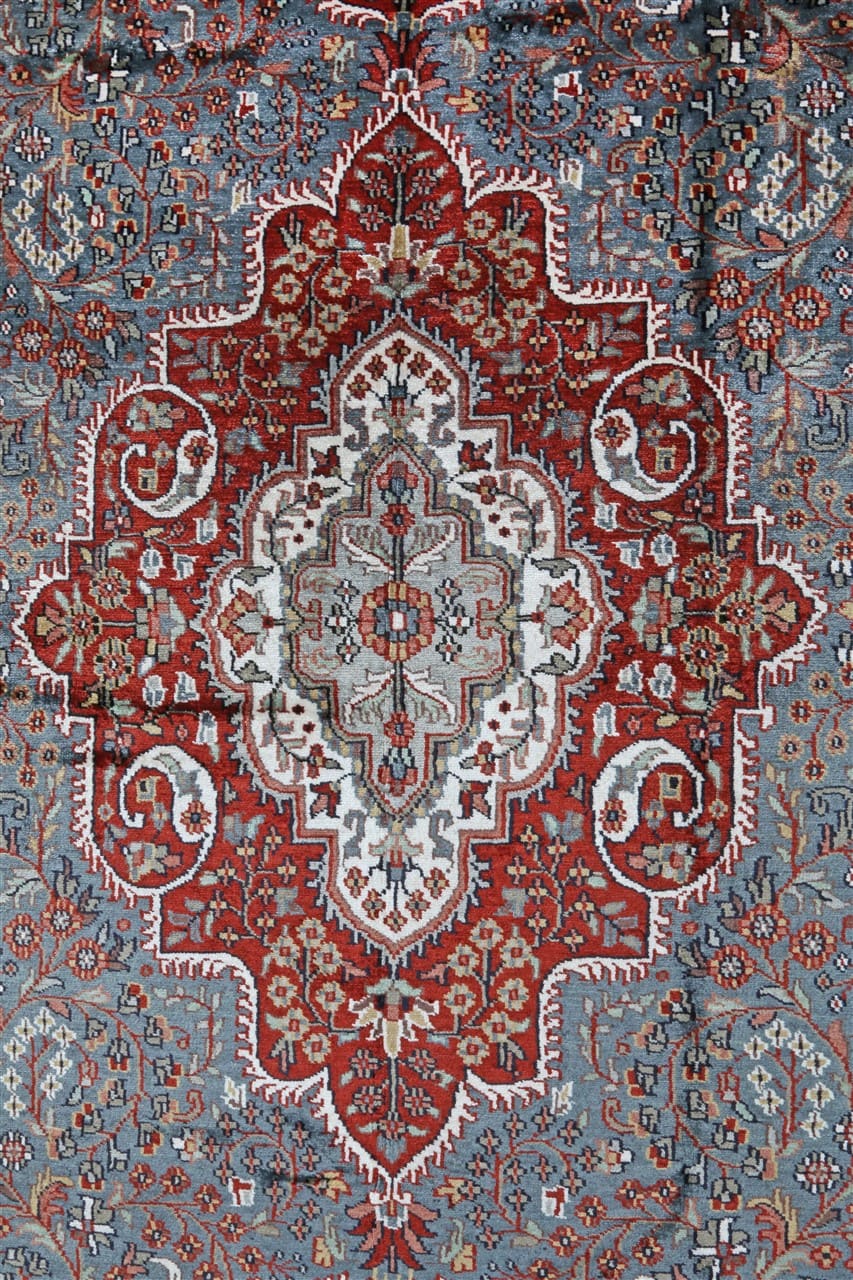 Tappeto Agra in Viscosa  - Effetto Seta - Stile Orientale  315x181cm - CarpetLiving