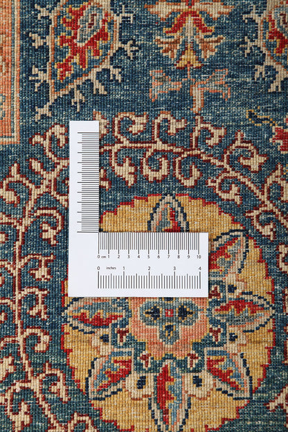 Handmade Ziegler Decorative Floral Rug, 243x167cm