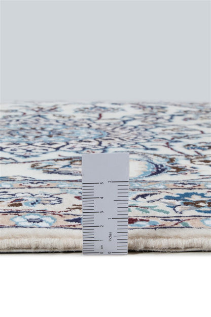 Fine Persian Nain Corner Rug 9La 130_130 cm
