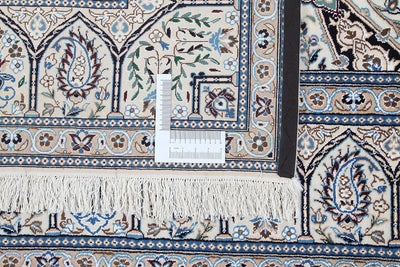 Fine Persian Nain Rug 9La 377_252 cm