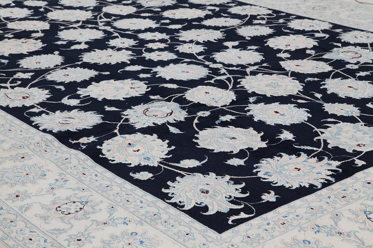 Fine Persian Nain Rug 9La 348_251 cm