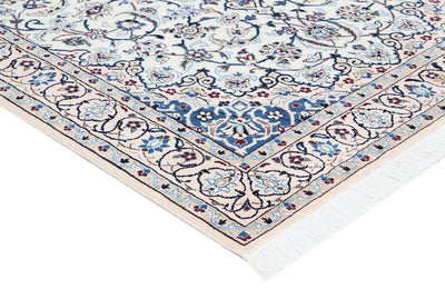 Fine Persian Nain Rug 9La 206_125 cm