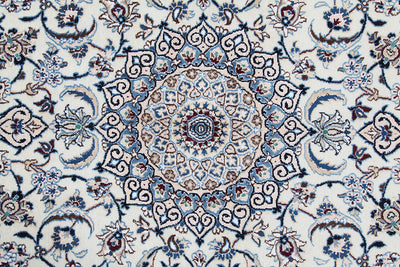 Fine Persian Nain Rug 9La 206_125 cm