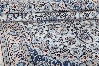 Fine Persian Nain Rug 9La 206_125 cm
