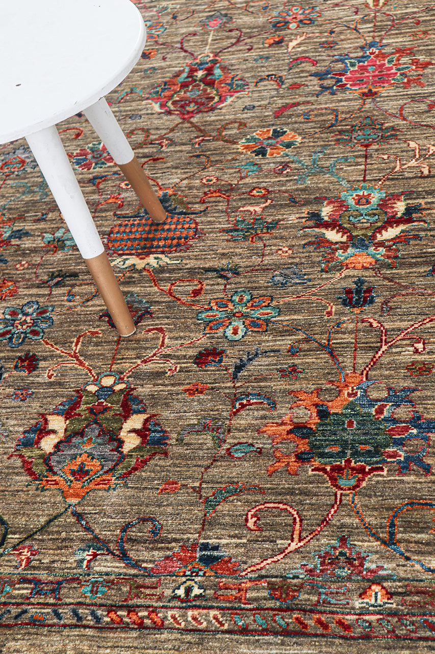 Handmade Ziegler Decorative Floral Rug, 210x154cm