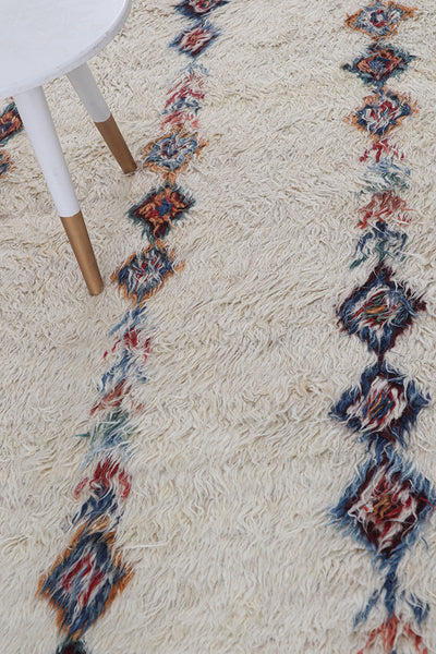 Tappeto berbero tribale nomade bianco, fatto a mano 237x171cm - CarpetLiving