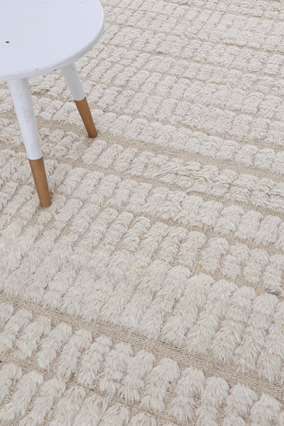 Tappeto design moderno bianco stile berbero, fatto a mano 236x190cm - CarpetLiving
