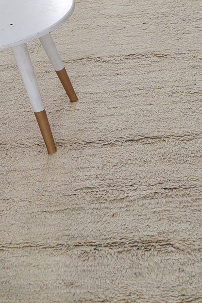 Modern design white plain Berber style carpet, handmade 237x174cm