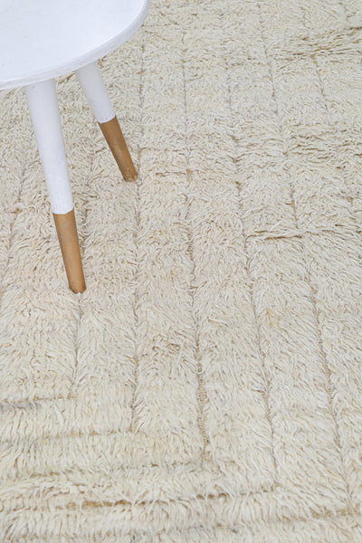 Tappeto design moderno bianco stile berbero, fatto a mano 197x156cm - CarpetLiving