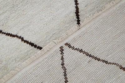 Tappeto design moderno bianco stile berbero, fatto a mano 299x193cm - CarpetLiving