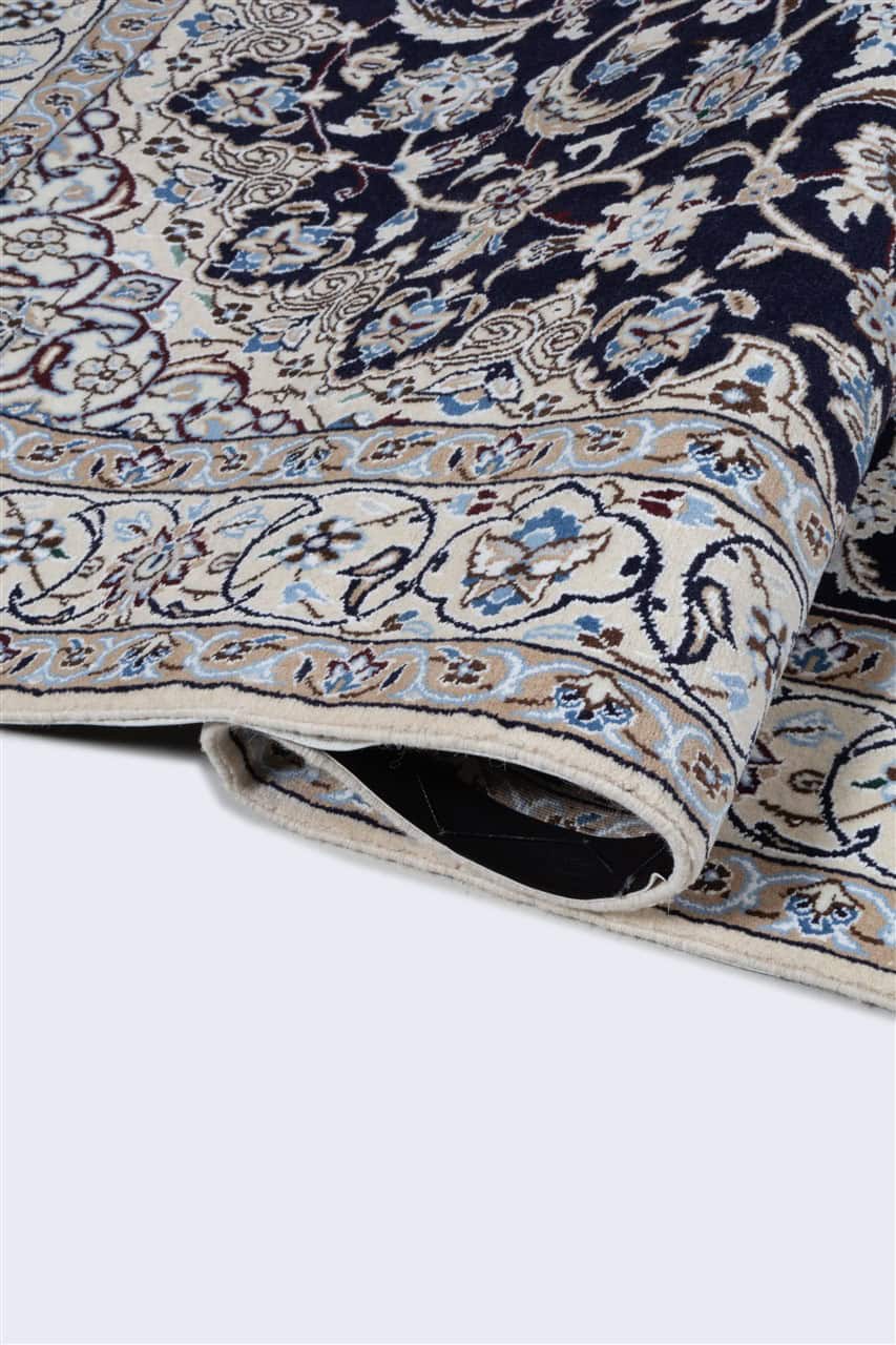 Fine Persian Nain Rug 9La 202_125 cm