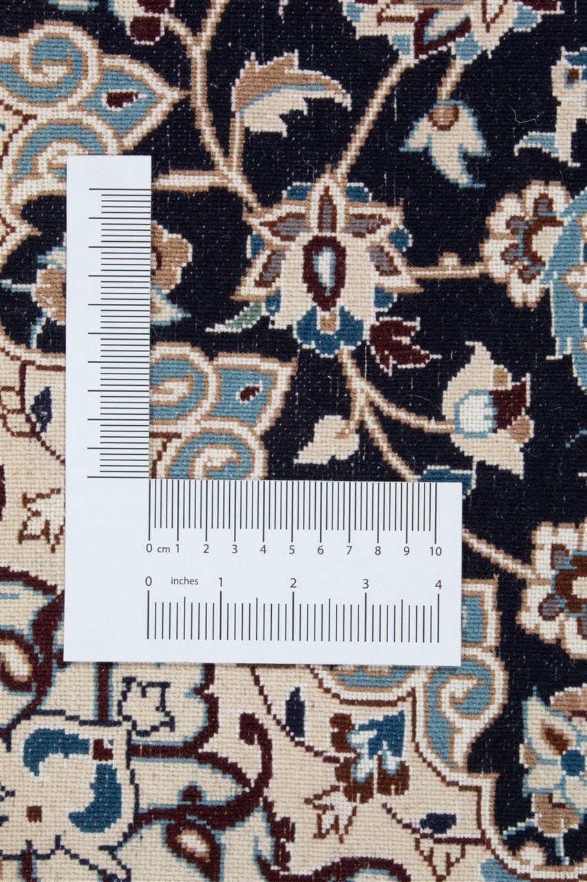 Fine Persian Nain Rug 9La 123_90 cm